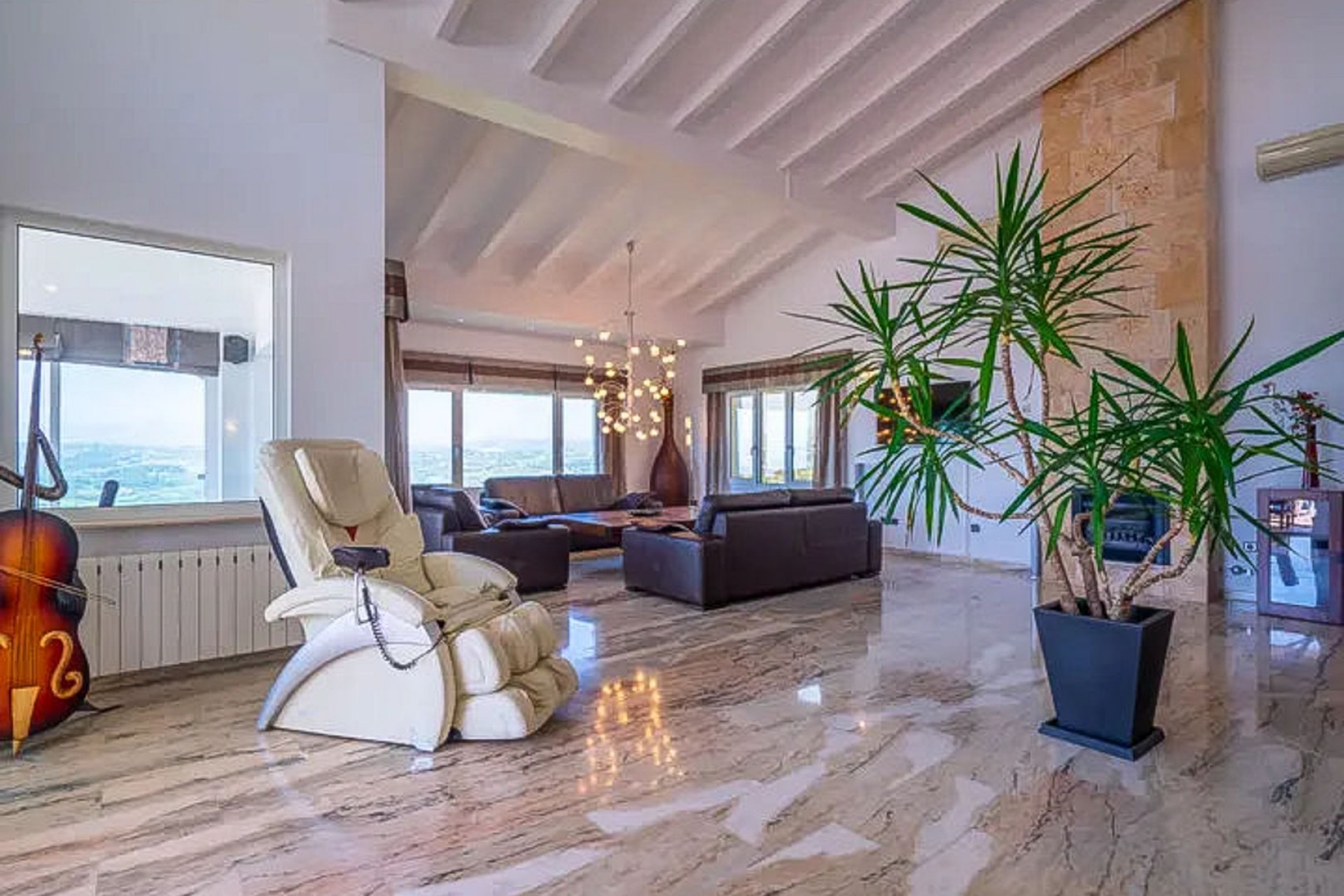 Zu verkaufen - Villa -
Moraira