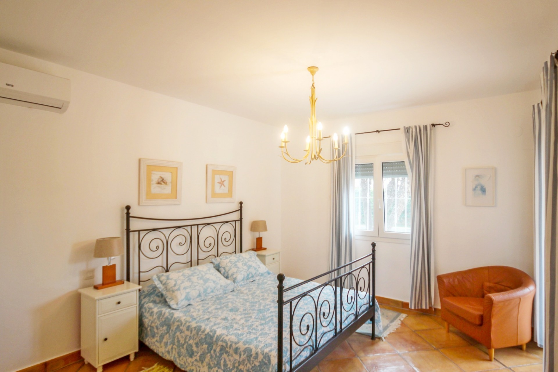 Zu verkaufen - Villa -
Moraira