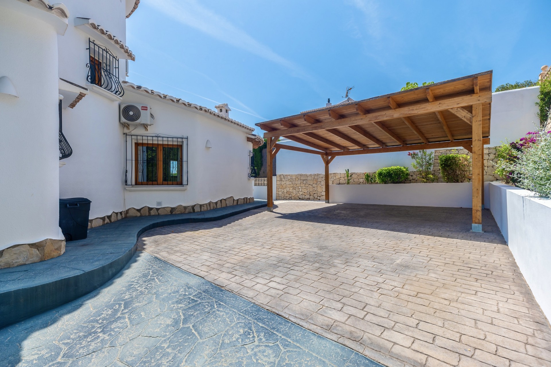 Zu verkaufen - Villa -
Moraira