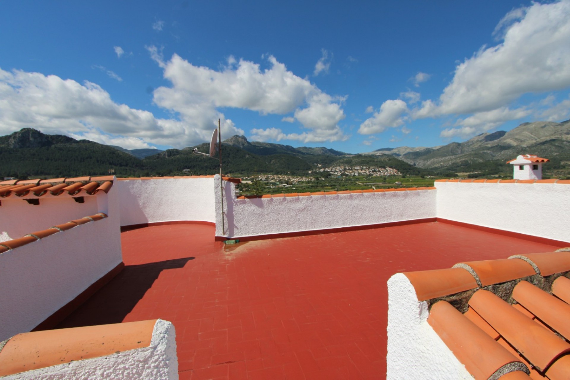 Zu verkaufen - Villa -
Orba