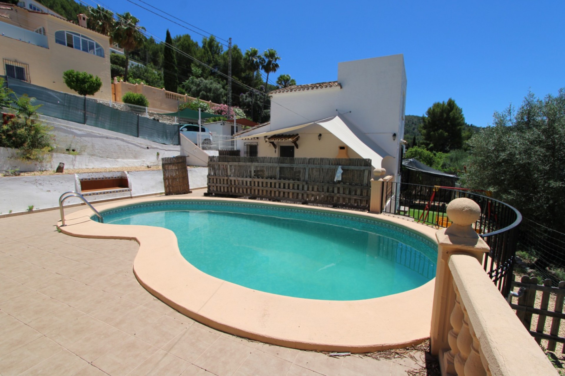 Zu verkaufen - Villa -
Orba