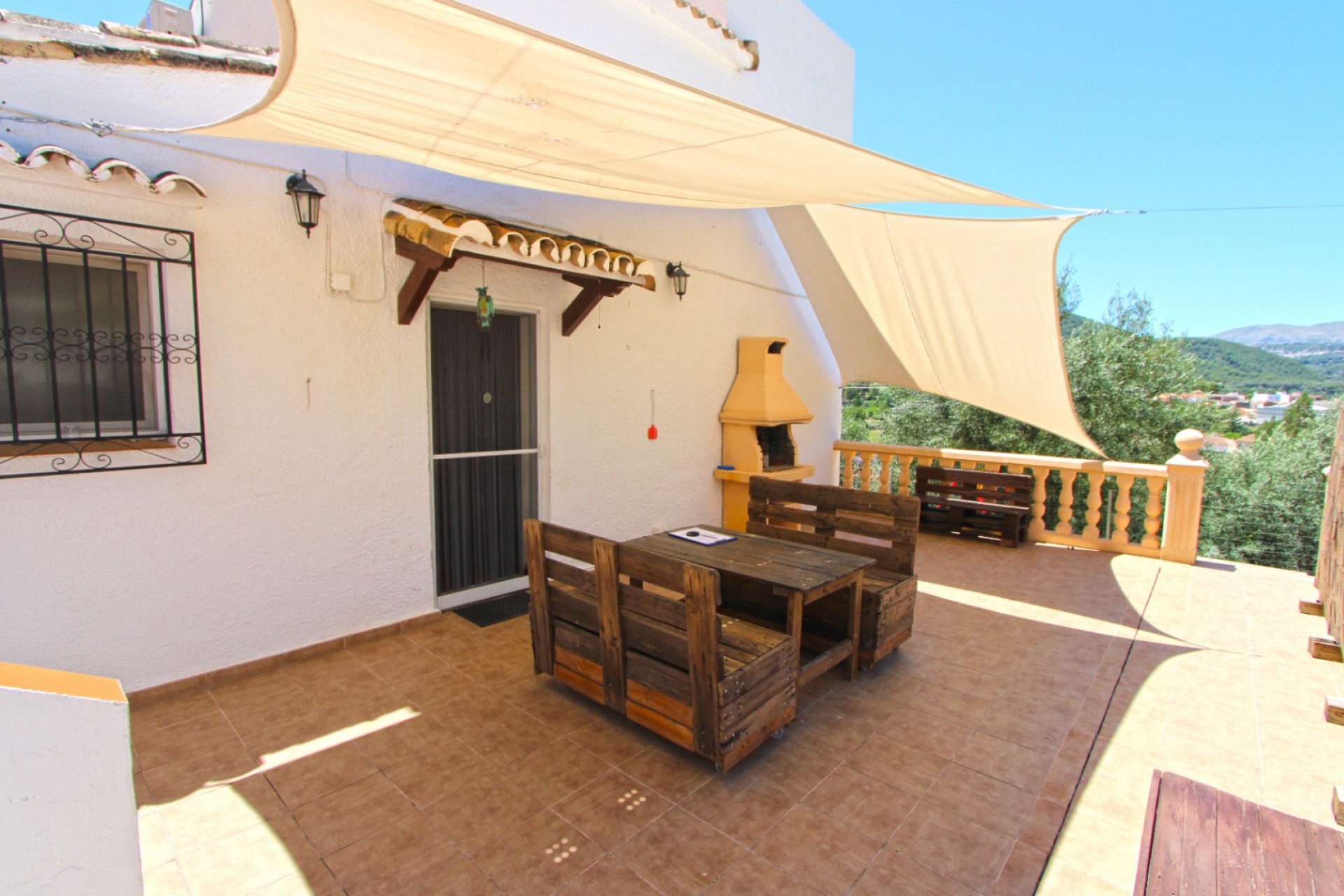 Zu verkaufen - Villa -
Orba