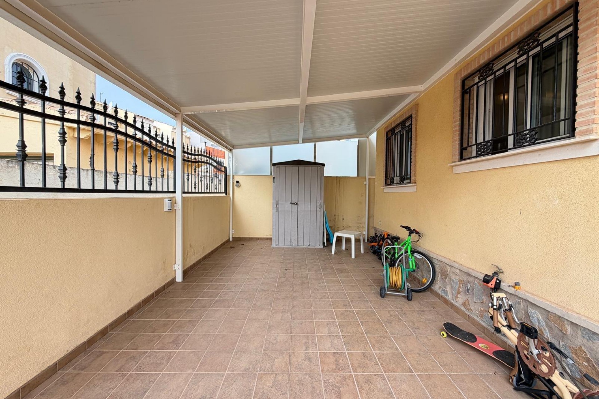 Zu verkaufen - Villa -
Orihuela Costa - Lomas de Don Juan
