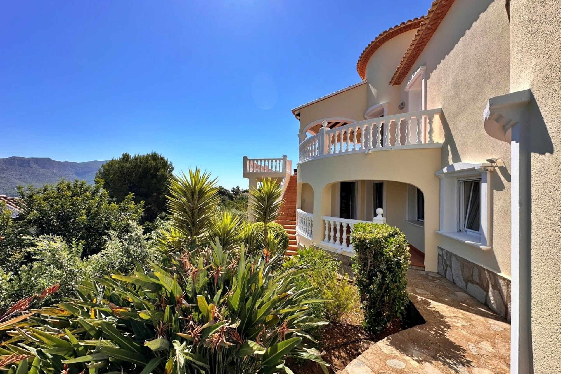 Zu verkaufen - Villa -
Pedreguer - La Sella