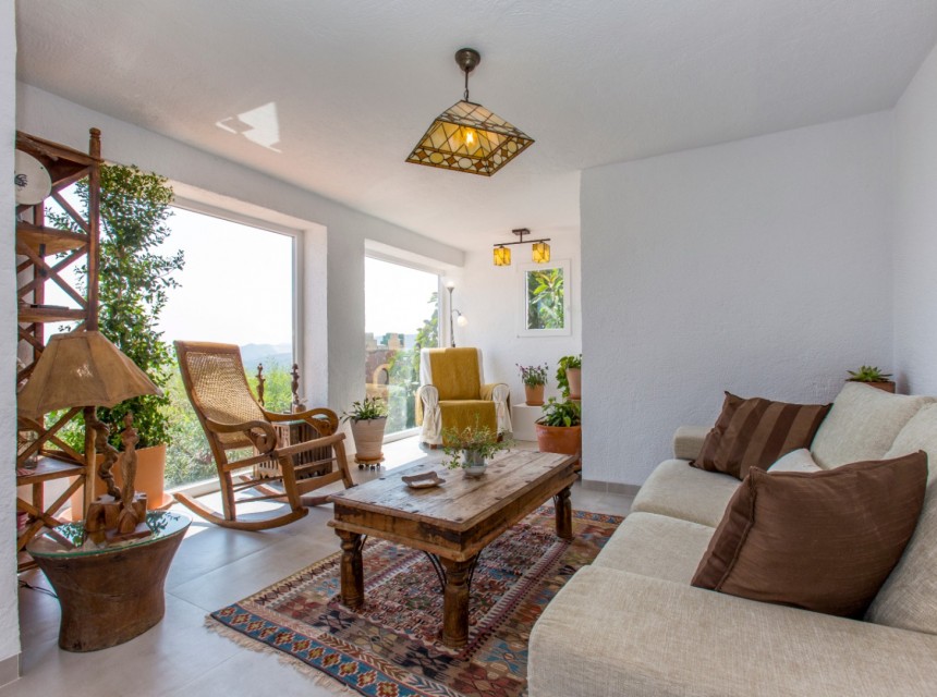 Zu verkaufen - Villa -
Pedreguer - Monte Pedreguer