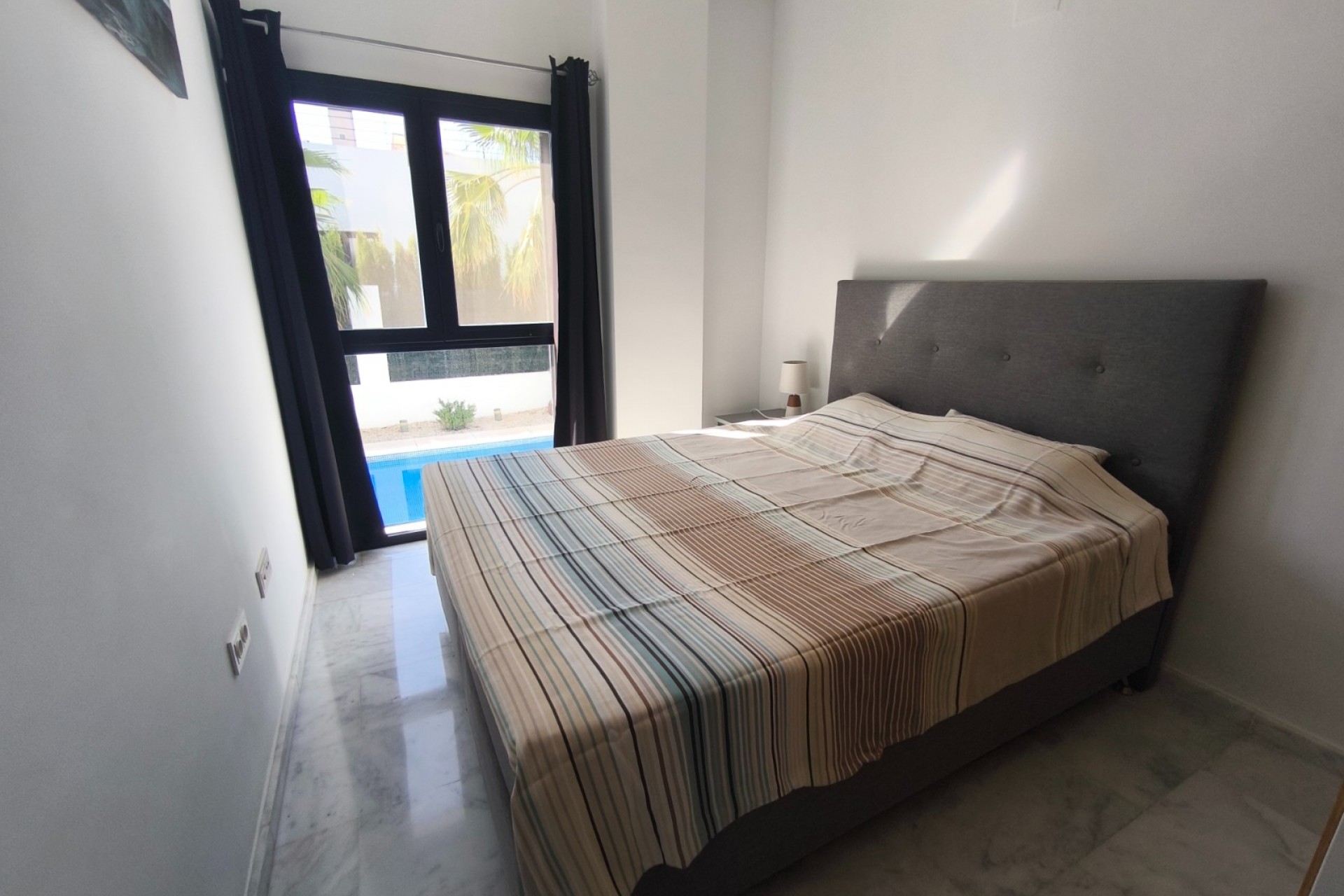 Zu verkaufen - Villa -
Polop - Alberca
