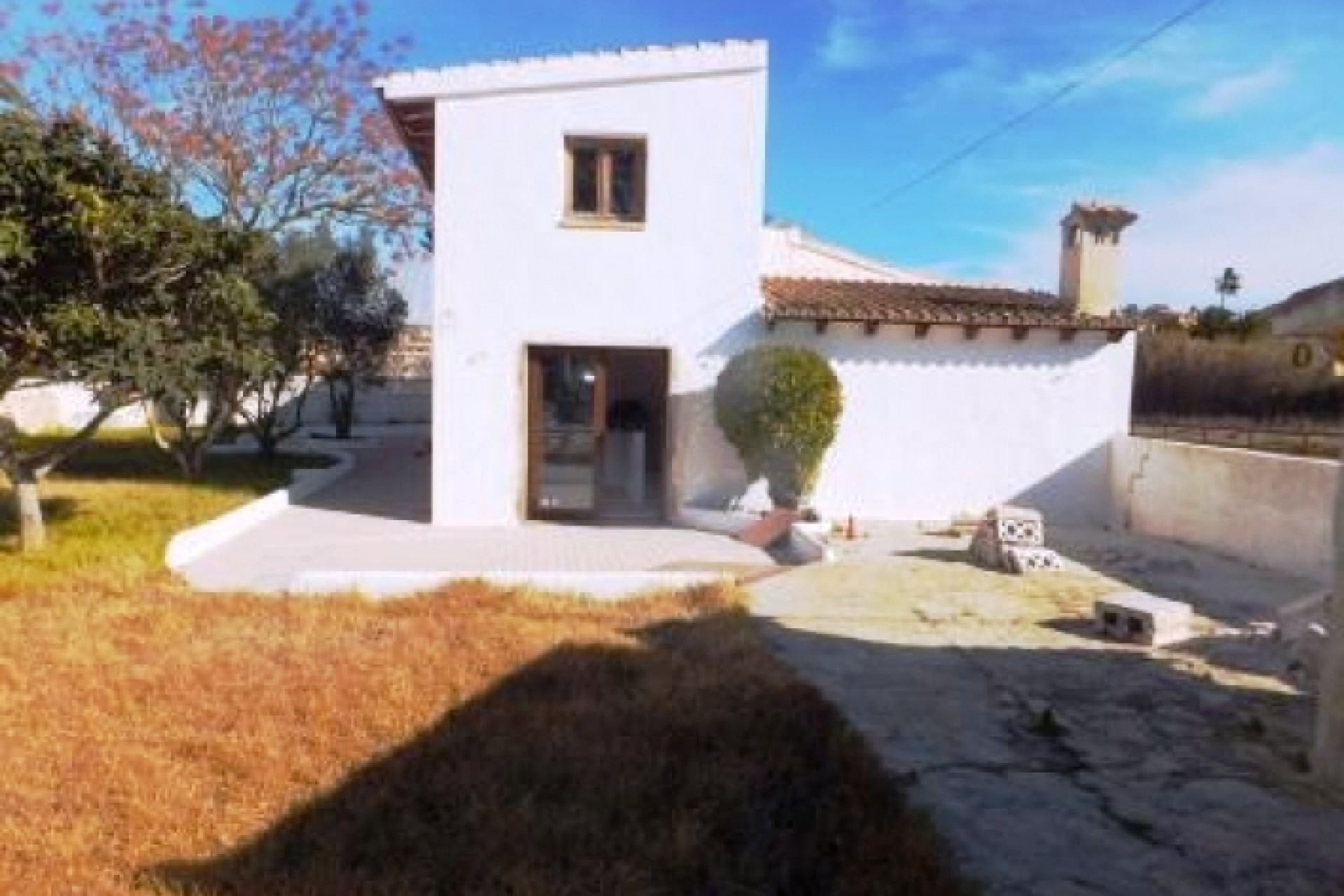 Zu verkaufen - Villa -
Teulada