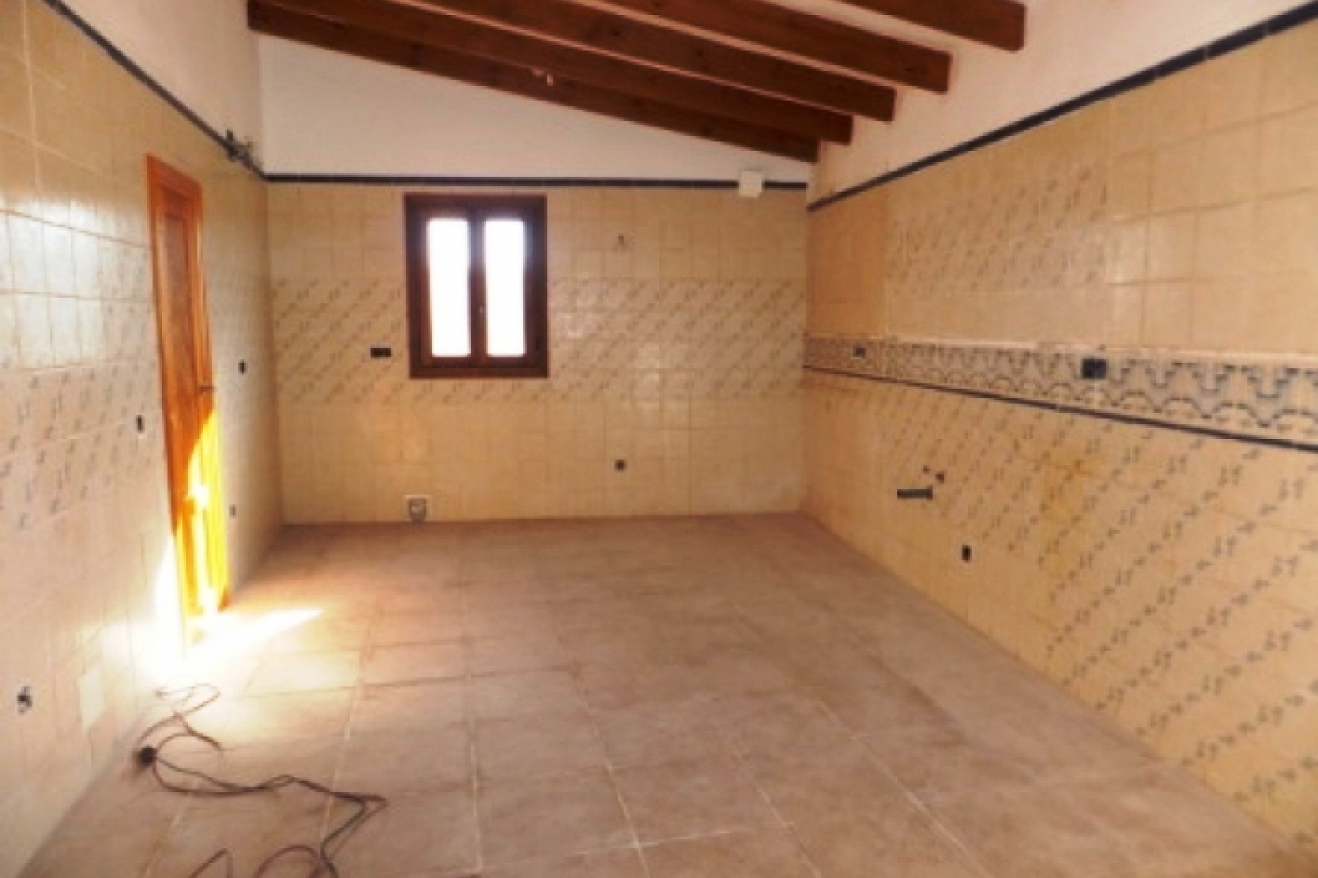 Zu verkaufen - Villa -
Teulada