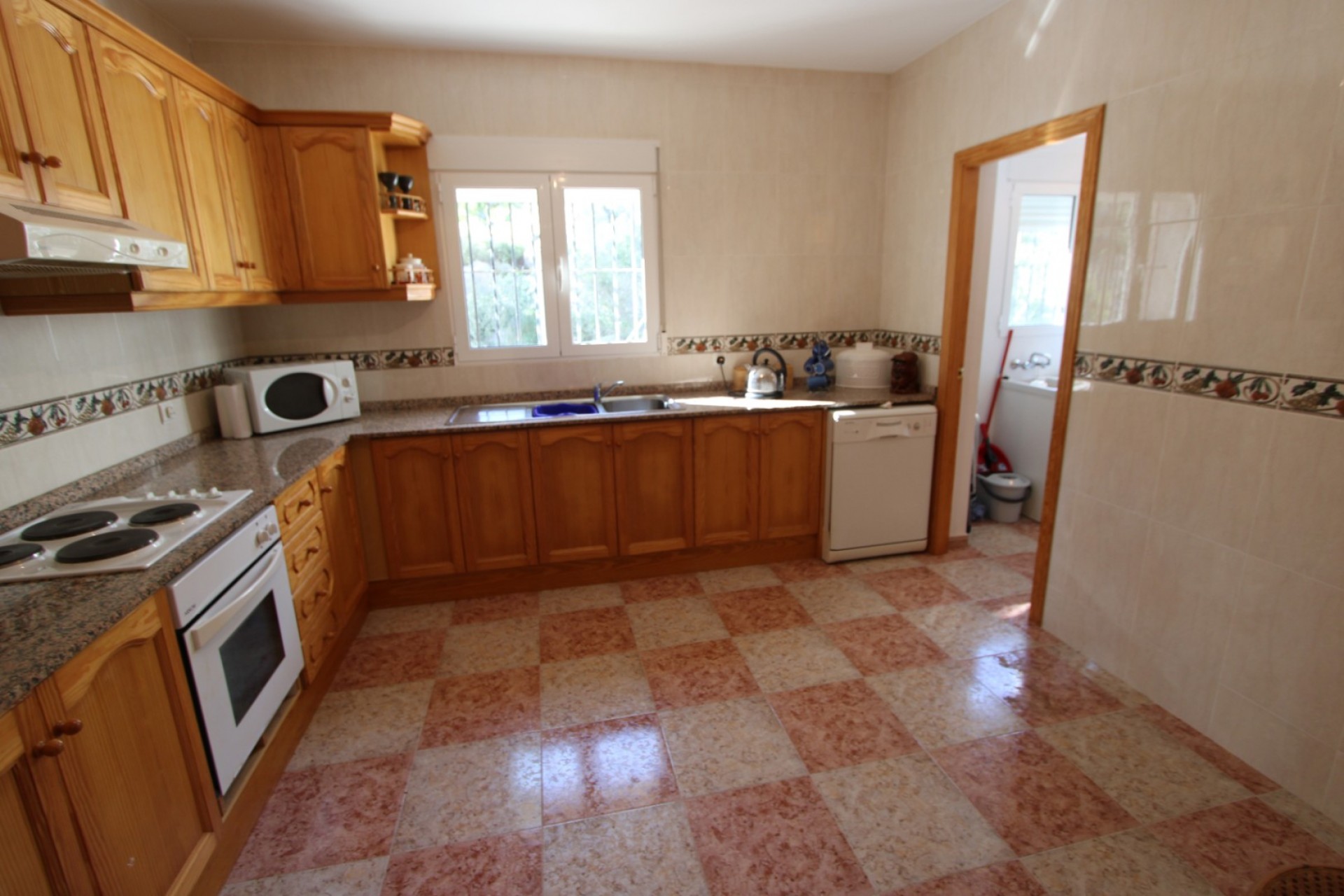 Zu verkaufen - Villa -
Tormos