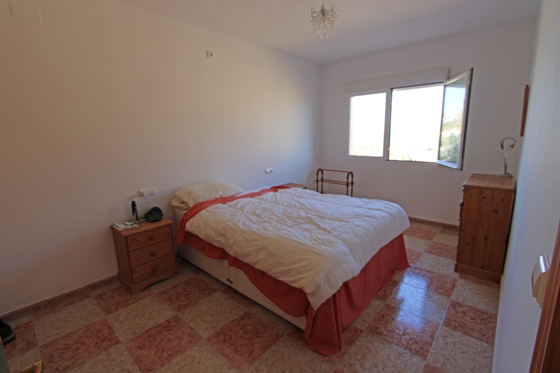 Zu verkaufen - Villa -
Tormos