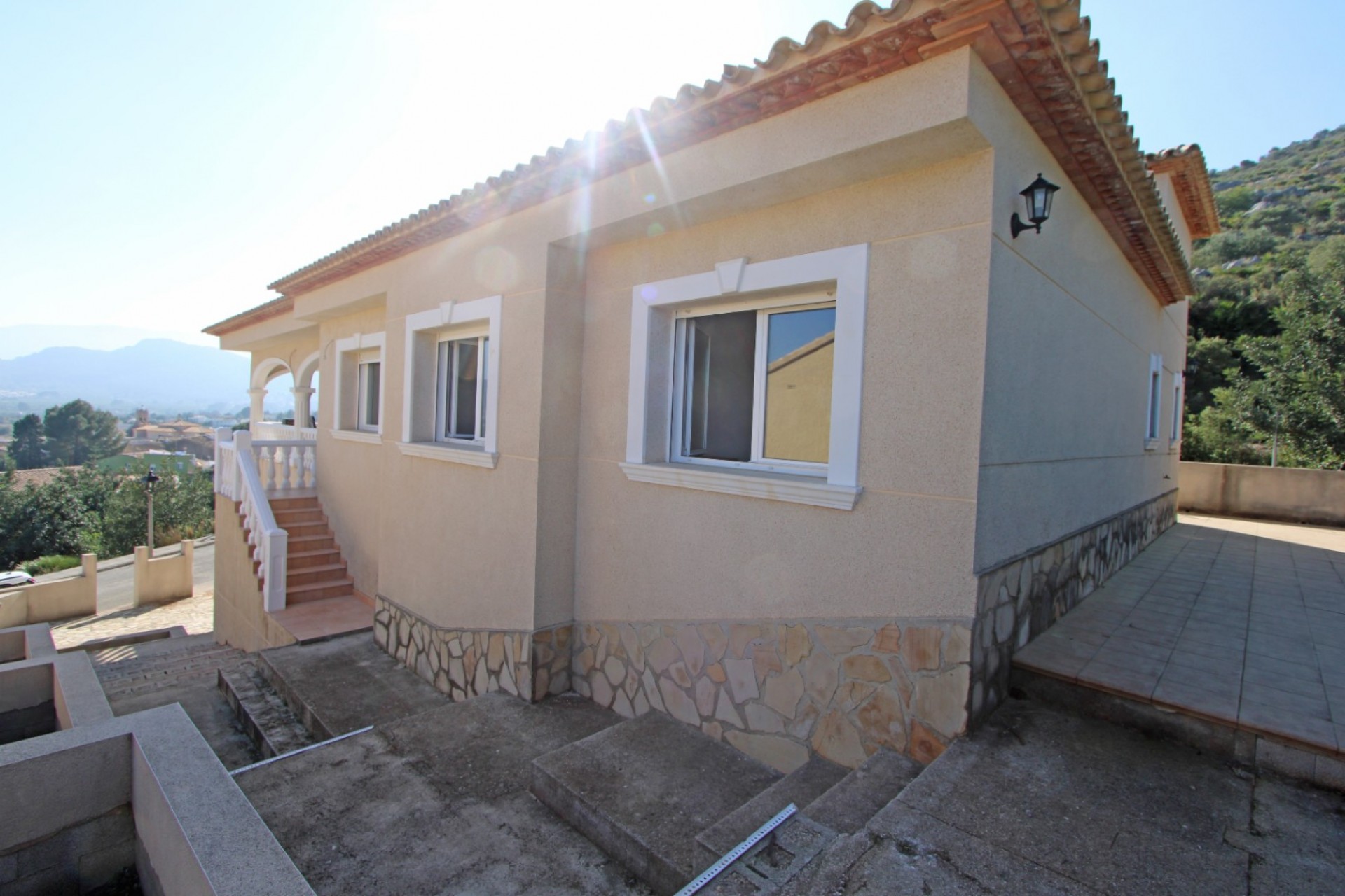 Zu verkaufen - Villa -
Tormos